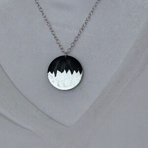 Silpada Black and Silver Round Pendant Necklace - Women Jewelry, new